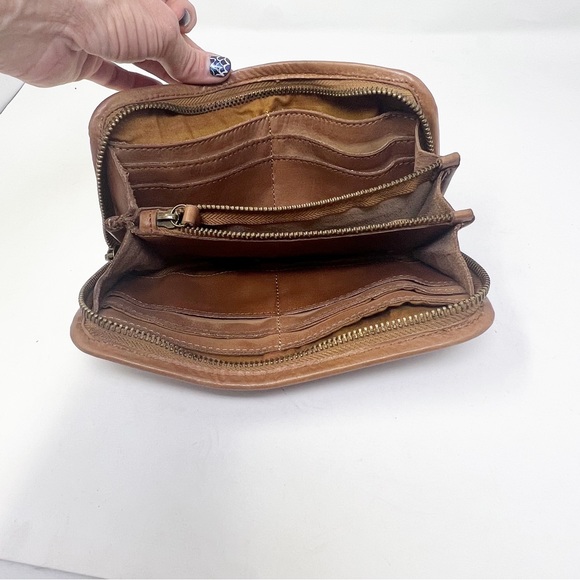 😻VTG Leather Studded Wallet - Picture 5 of 8